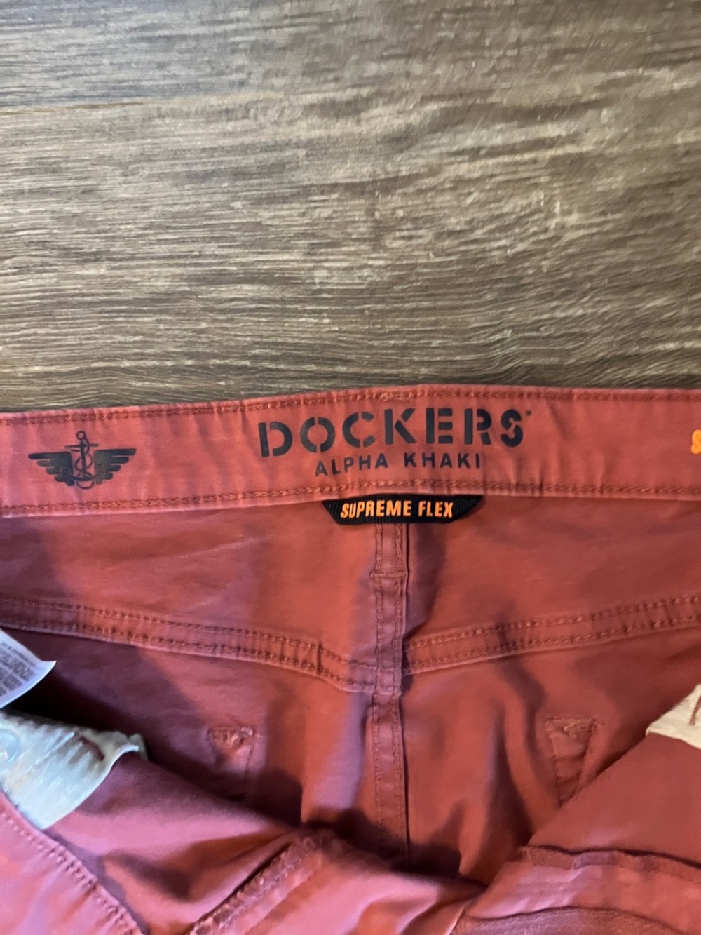 Men’s Dockers Alpha Khaki Slim Fit 36W x 34L - Picture 2 of 10